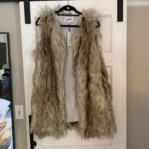 BB Dakota Faux Fur Vest